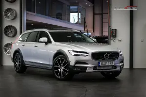 Volvo V90 2017