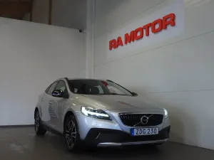 Volvo V40 2017