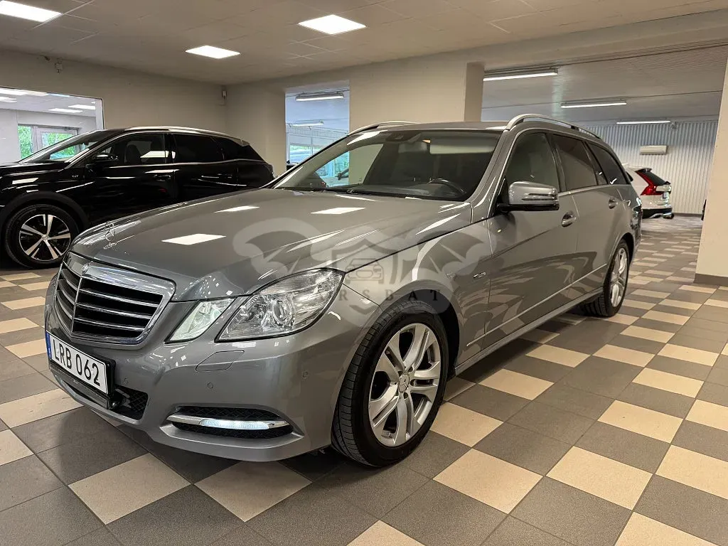 Mercedes-Benz E 2011