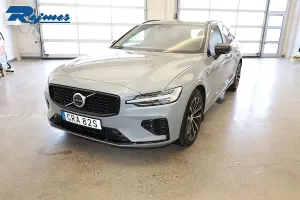 Volvo V60 2025