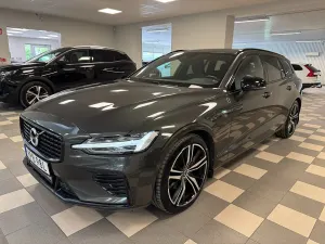 Volvo V60 2022