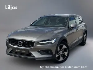 Volvo V60 2022