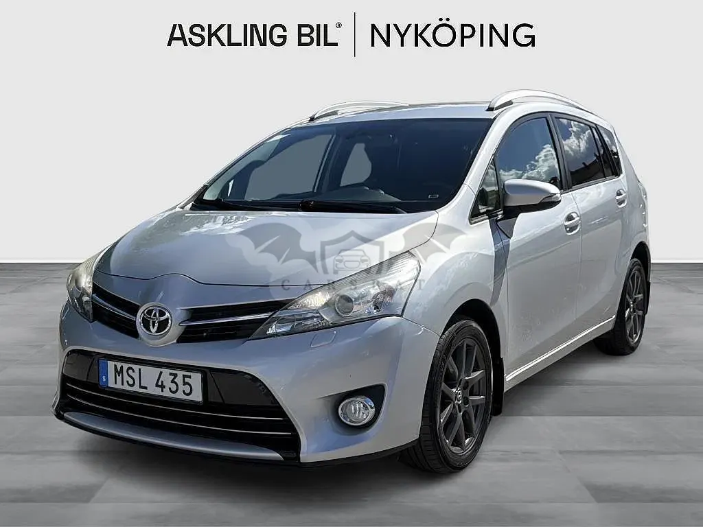 Toyota Verso 2015
