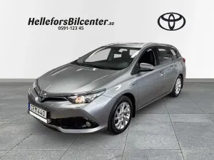 Toyota Auris 2015