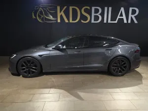 Tesla Model S 2023
