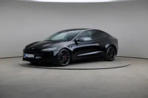 Tesla Model 3 2024