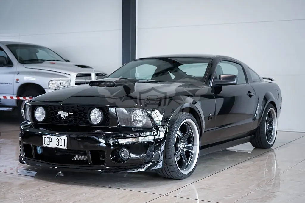 Ford Mustang 2006