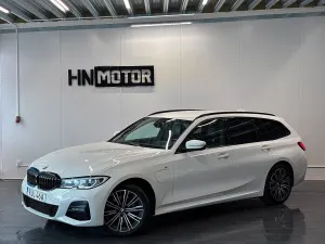 BMW 3 Series 330e 2021