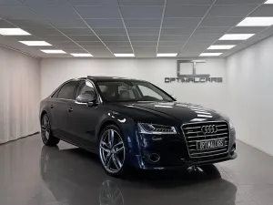 Audi A8 2016