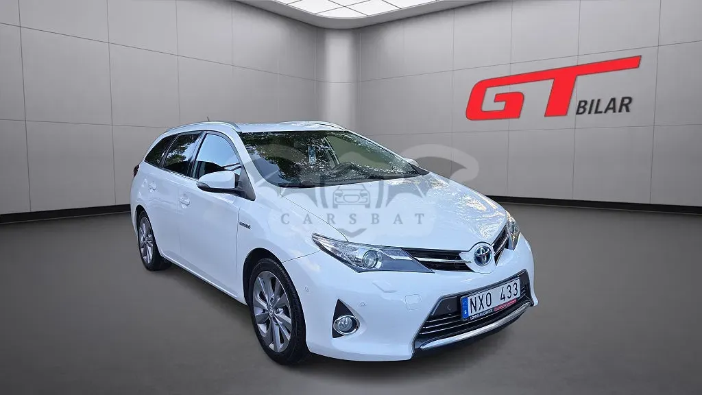 Toyota Auris 2013