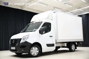 Nissan NV400 2021
