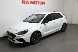 Hyundai i30 2021