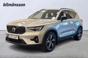 Volvo XC40 2025