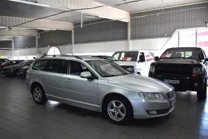Volvo V70 2015