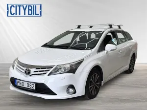 Toyota Avensis 2012