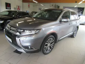 Mitsubishi Outlander 2016