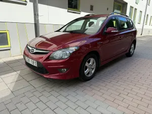 Hyundai i30 2011