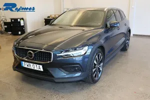 Volvo V60 2023