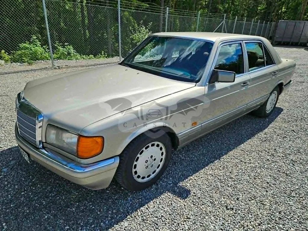 Mercedes-Benz 300 1988