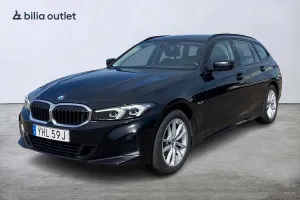 BMW 3 Series 330e 2023