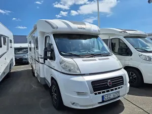 Adria coral s 680 st dubbelbädd, solcell, 5'e stol 2011
