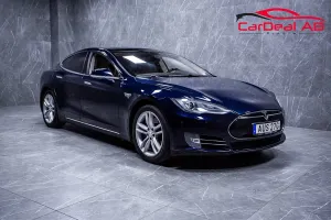 Tesla Model S 2013