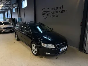 Volvo V70 2015