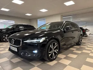 Volvo V60 2023