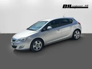 Opel Astra 2011
