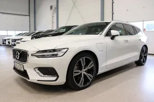 Volvo V60 2021