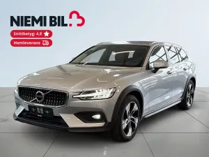 Volvo V60 2022