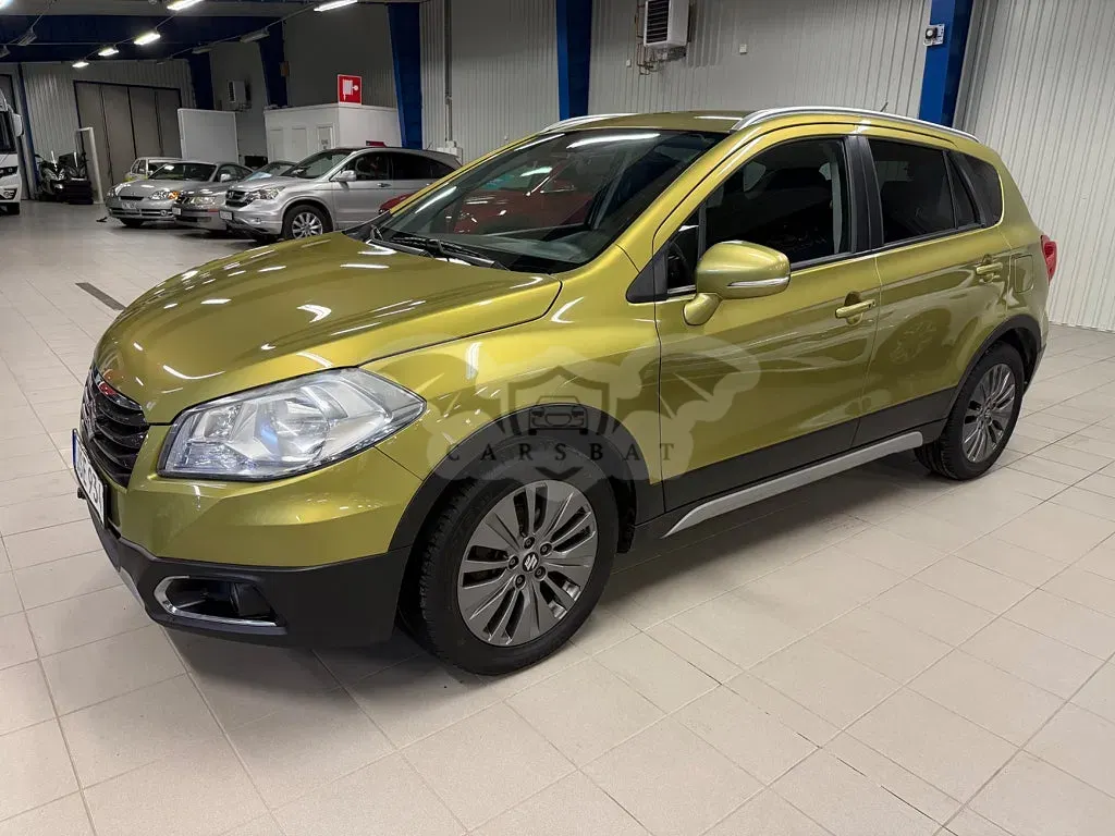 Suzuki S-Cross 2015