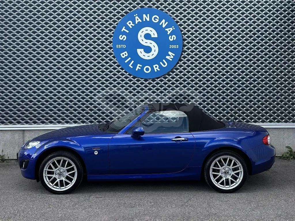 Mazda MX-5 (Miata) 2010