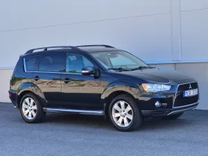 Mitsubishi Outlander 2012