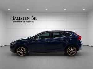Volvo V40 2015