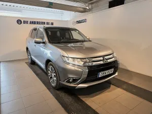 Mitsubishi Outlander 2016