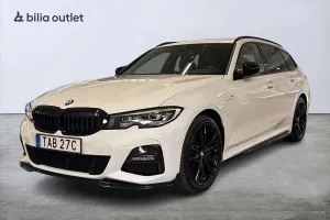 BMW 3 Series 330e 2021