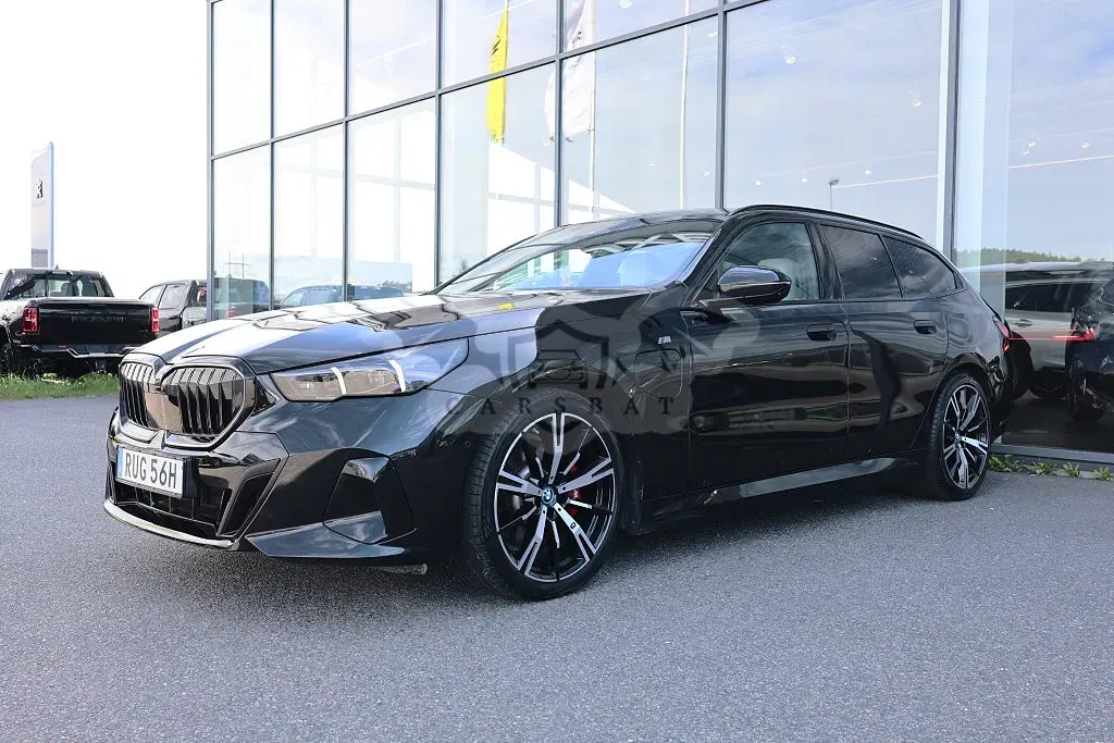 BMW 5 Series 530e 2025