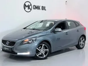Volvo V40 2015