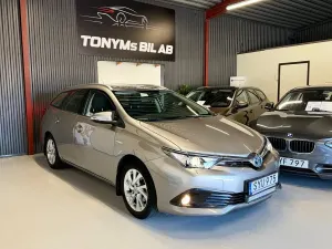 Toyota Auris 2015
