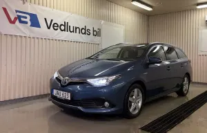 Toyota Auris 2015