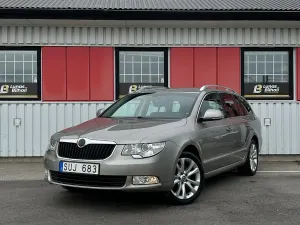 Skoda Superb 2012