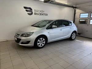 Opel Astra 2015
