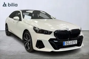 BMW 5 Series 530e 2025