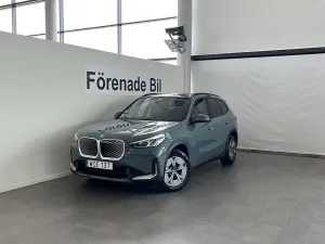 BMW iX1 2025