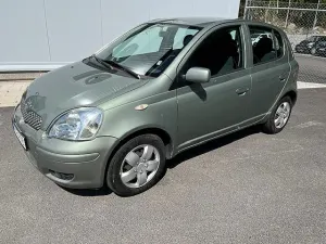 Toyota Yaris 2004