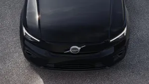 Volvo EX40 2026