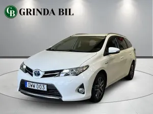 Toyota Auris 2015
