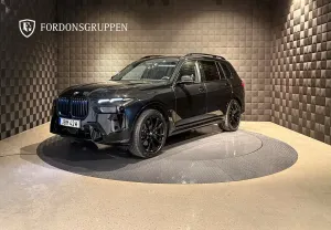 BMW X7 2025
