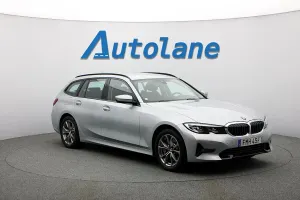 BMW 3 Series 330e 2021
